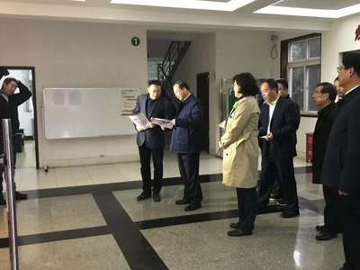 陜西省委常委、統戰部長姜鋒蒞臨陜西郝其軍制藥調研指導工作