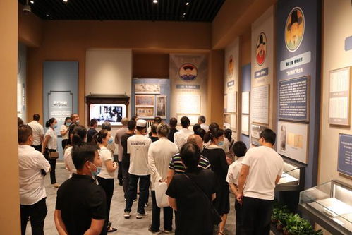 臨渭區統一戰線成員參觀 清風彌萬世 廉韻潤秦東 廉政文化主題展